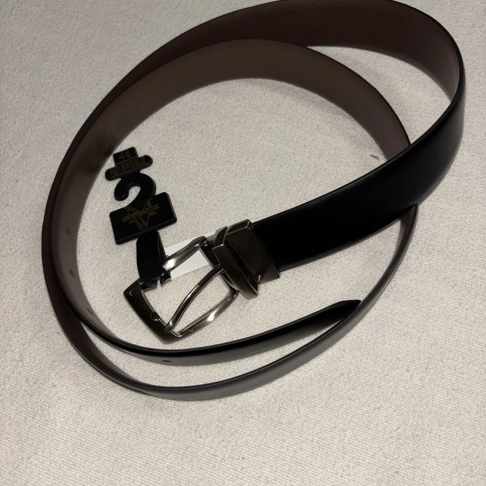 Men's Warehouse Black Brown Reversible Belt Silver Buckle Size 46